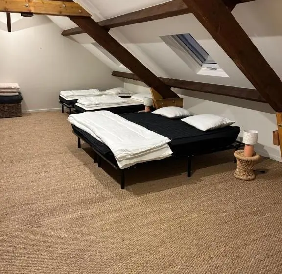 スタンダード４人部屋, Gîte