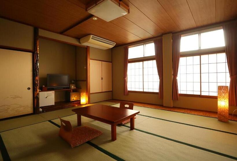 经济四人间 - 带共用浴室, 水と緑のやすらぎの宿 一の瀬