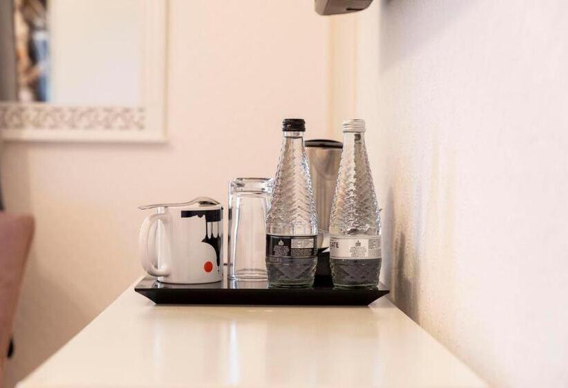 이코노미 룸, Cawdor House B&b