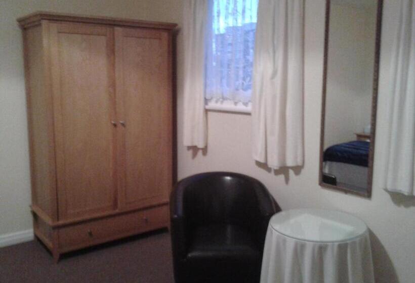 חדר סטנדרט חדר אמבטיה משותף, Franklyn Guesthouse