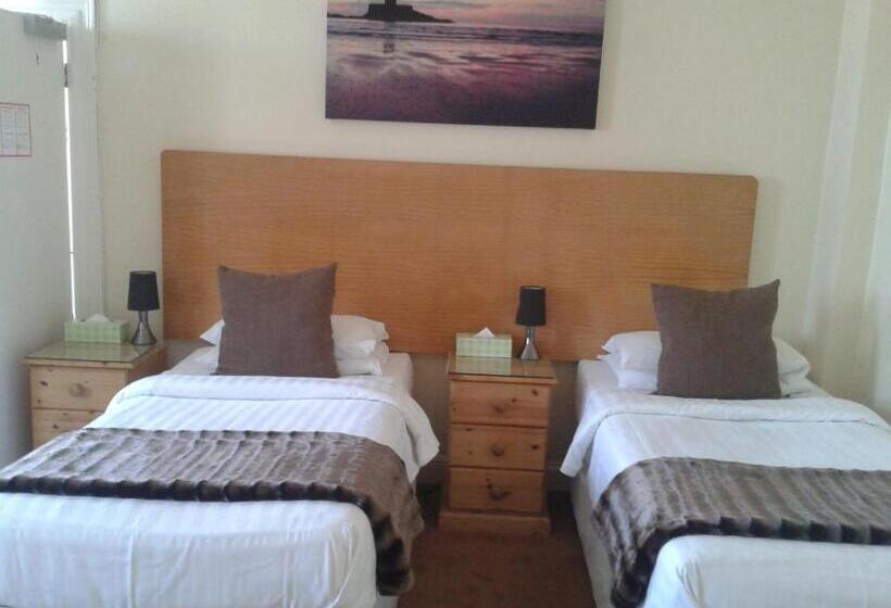 חדר סטנדרט חדר אמבטיה משותף, Franklyn Guesthouse