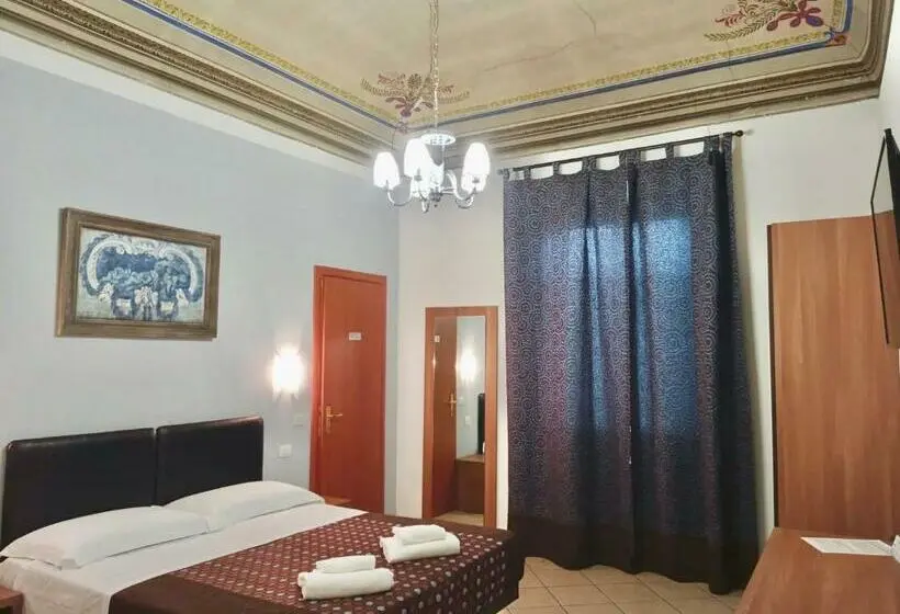 اتاق استاندارد, Adelaide House