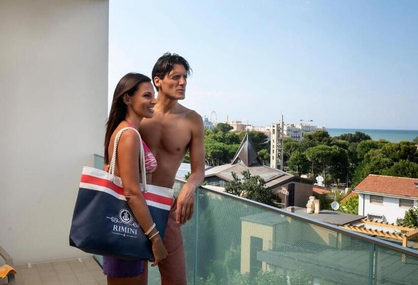 سوییت با چشم‌انداز دریا, Aria