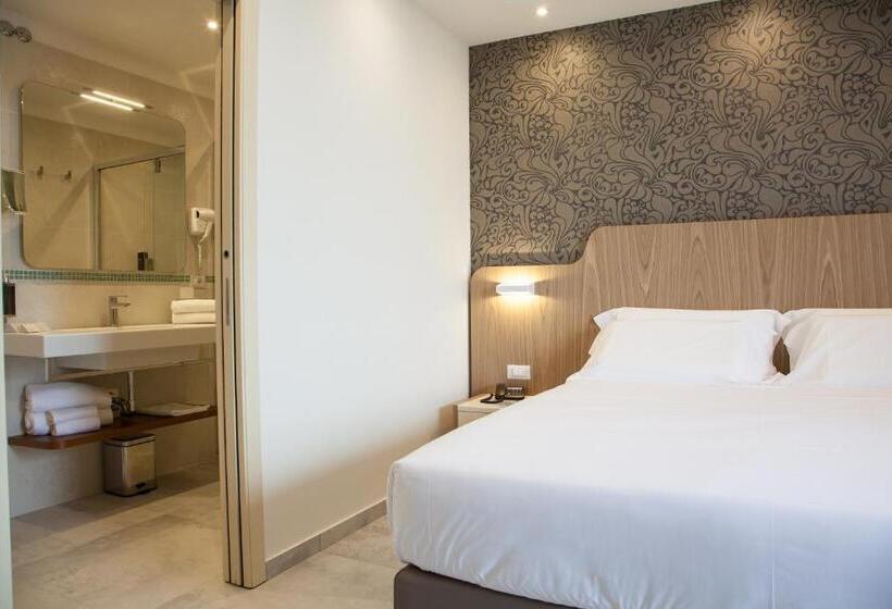 اتاق کلاسیک, Aria