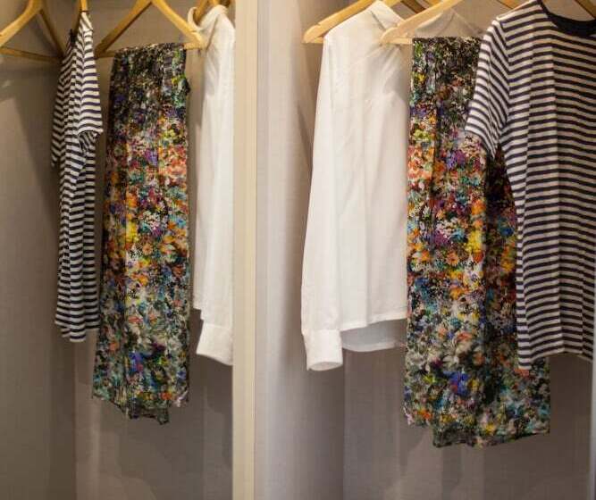 اتاق لوکس, Aria