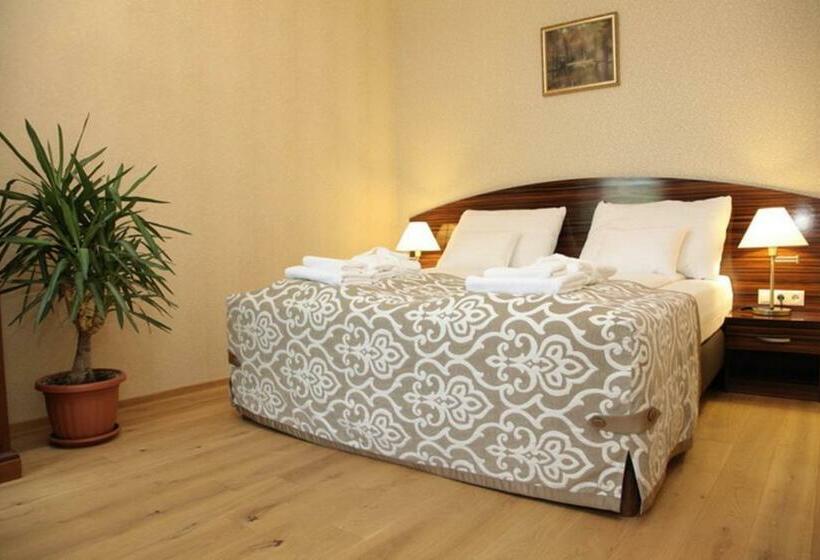 Номер Superior, Batthyany Kastelyszallo