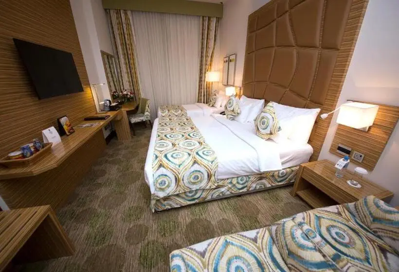 Perhehuone, Best Western Plus Pearl Creek