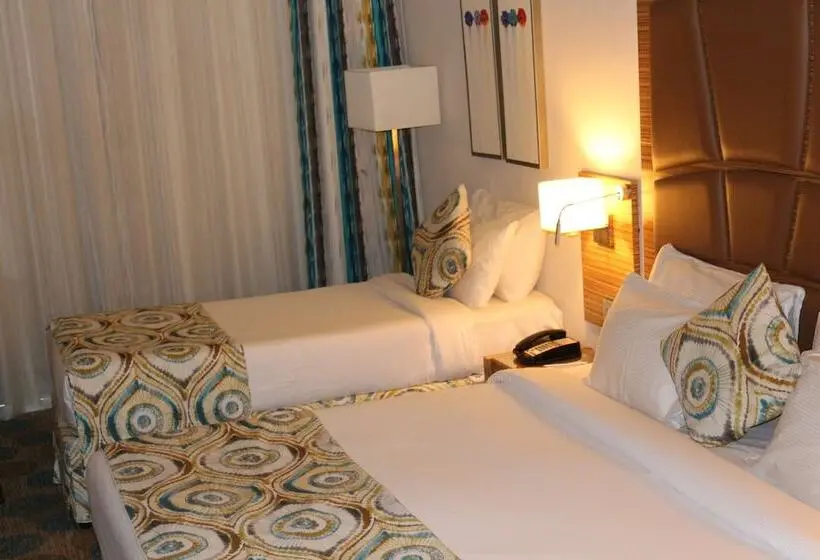 Perhehuone, Best Western Plus Pearl Creek