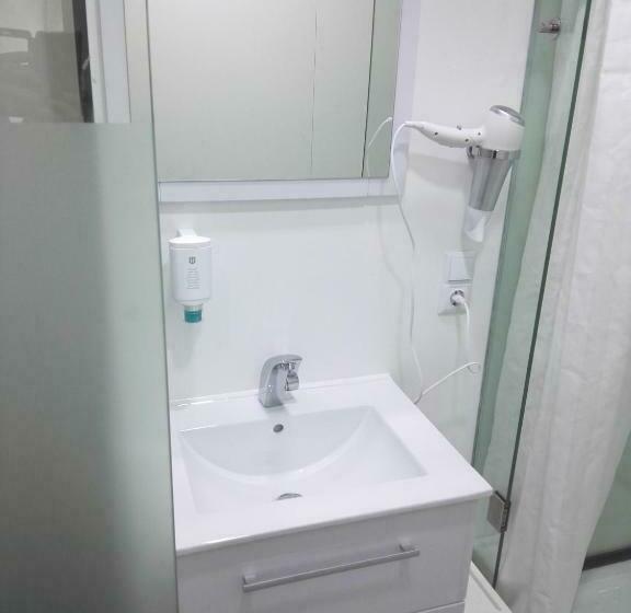 スタンダードシングルルーム, Business Hotel Wiesbaden Prime