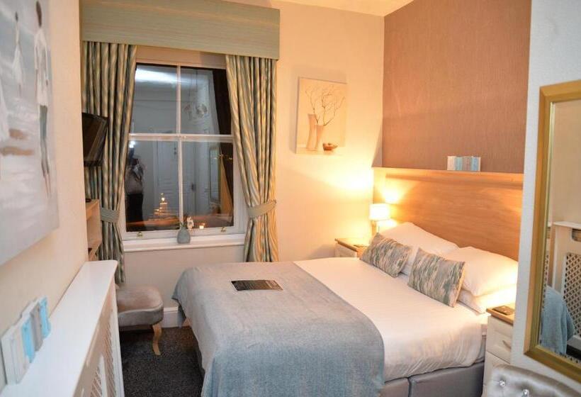 غرفة أساسية, Lauriston & Lawton Court