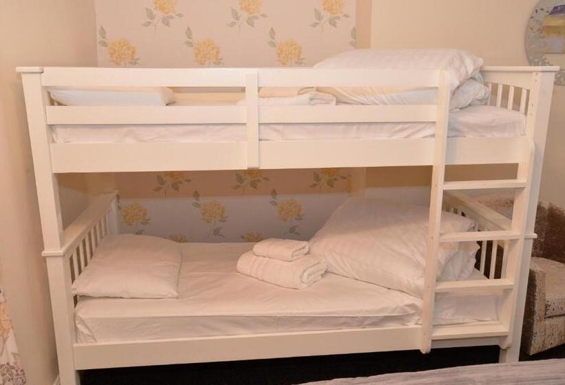 غرفة عائلية مطلّة علي البحر, Lauriston & Lawton Court