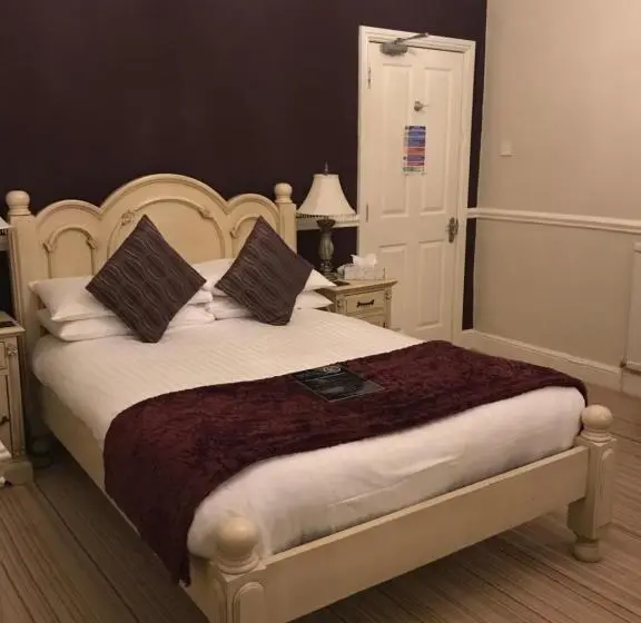 اتاق استاندارد, Lauriston & Lawton Court