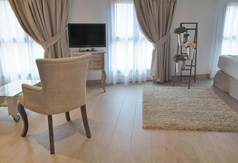 套房, Le Petit Boutique