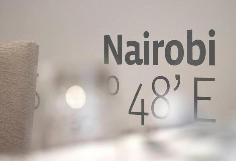 חדר בסיסי, Le Petit Boutique