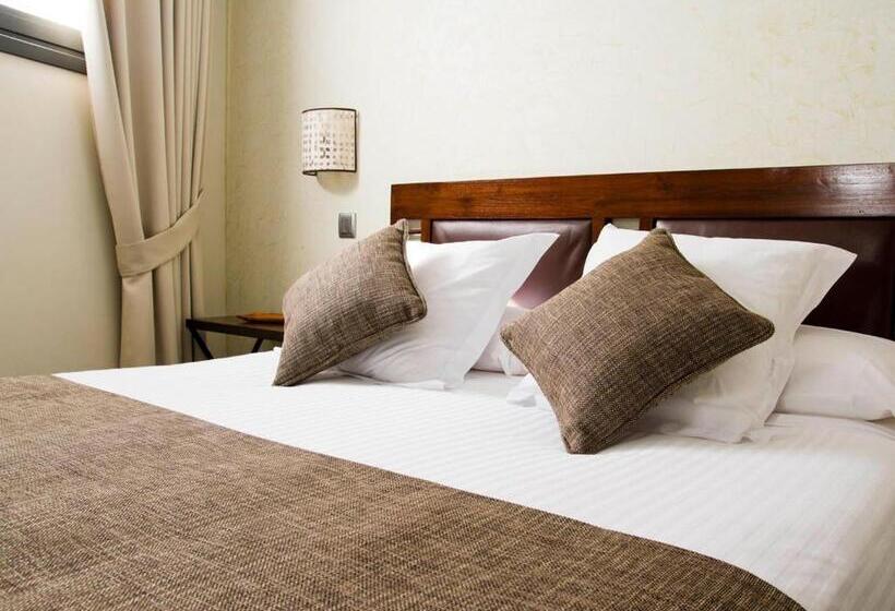 基本间, Le Petit Boutique