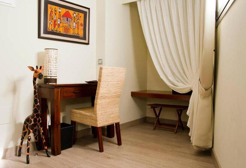 基本间, Le Petit Boutique