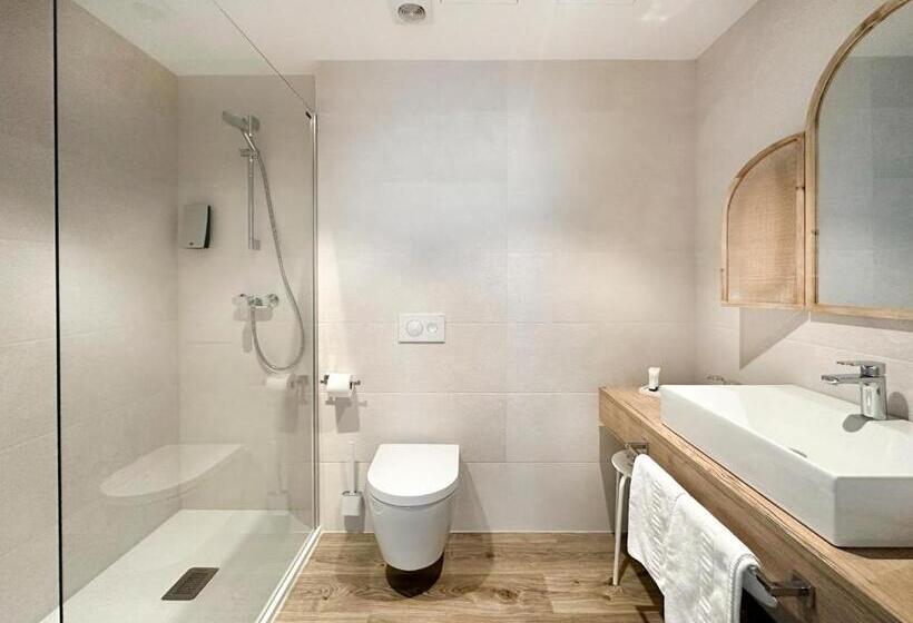 דירת חדר סופריור, Le Petit Boutique