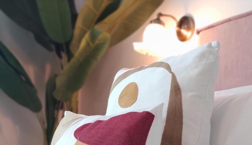 발코니 디럭스 룸, Le Petit Boutique