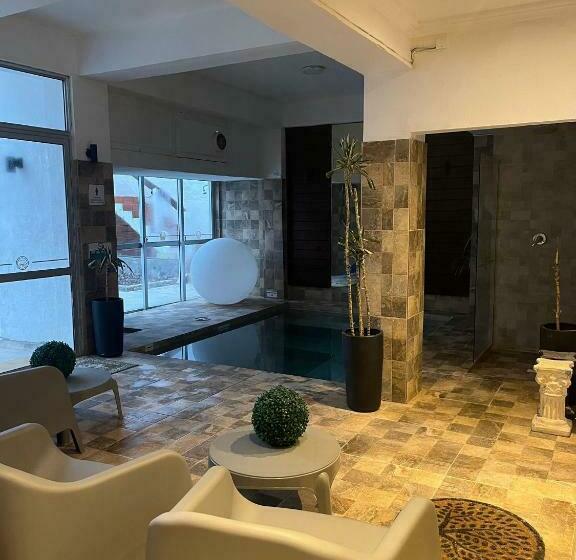 غرفة قياسية, Lujan