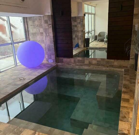 غرفة قياسية, Lujan