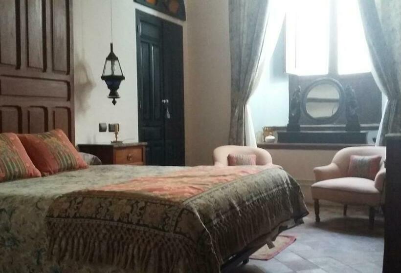 غرفة قياسية, Ordóñez Sandoval