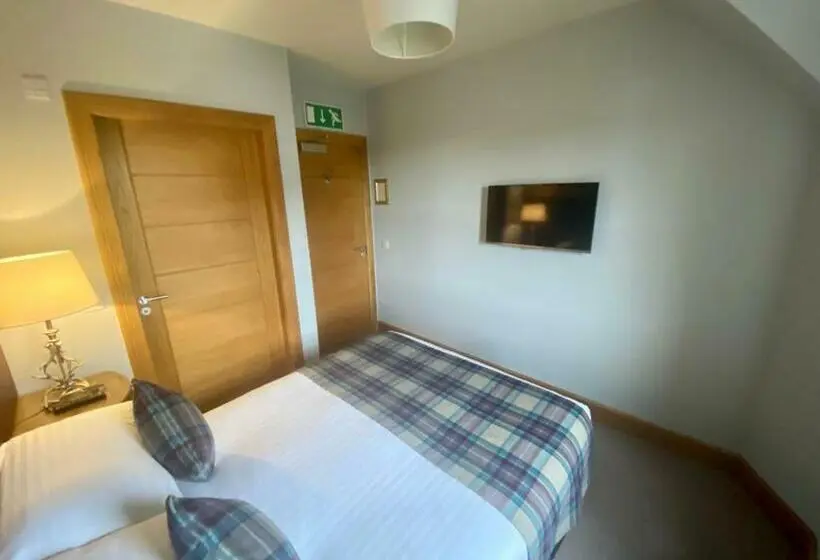 Standard-huone, Ravelston House