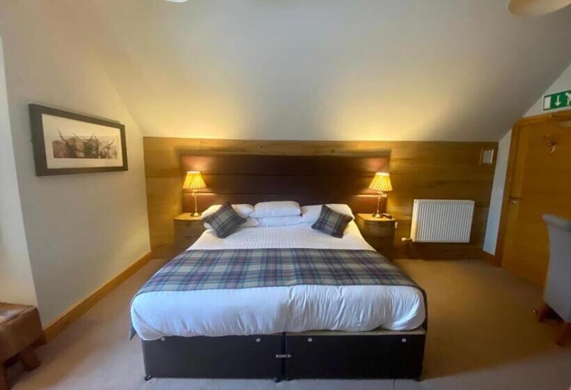 デラックスルーム, Ravelston House