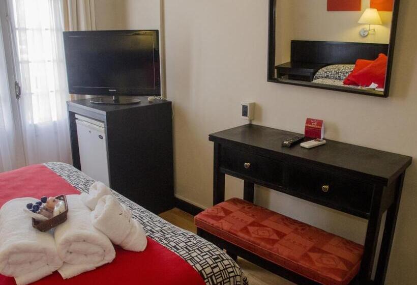 اتاق لوکس با چشم‌انداز دریا, Rex Piriapolis