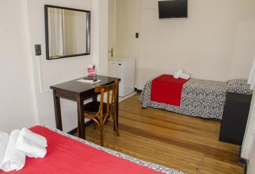 חדר סטנדרט לשלושה, Rex Piriapolis