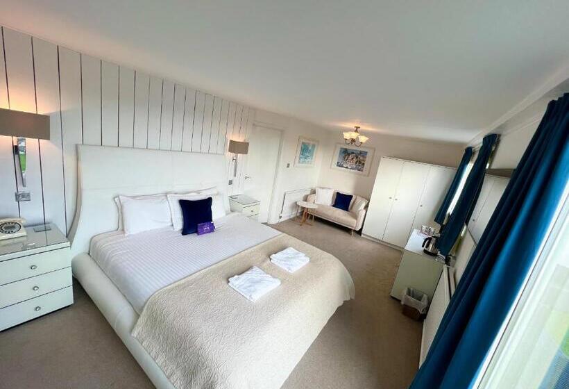 Полулюкс с Балконом, Tremarne