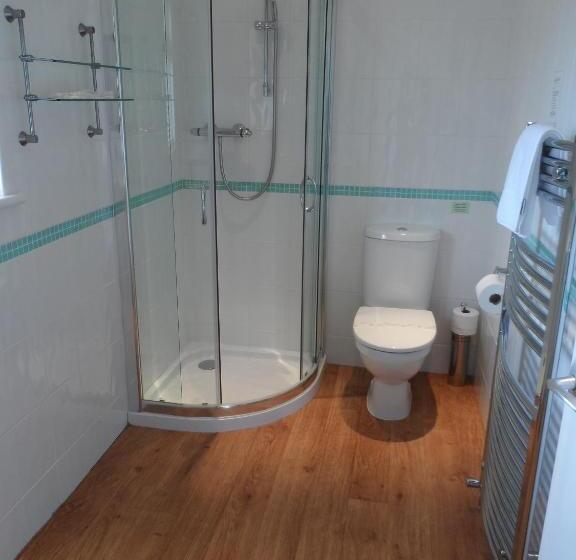 Номер Superior, Tremarne