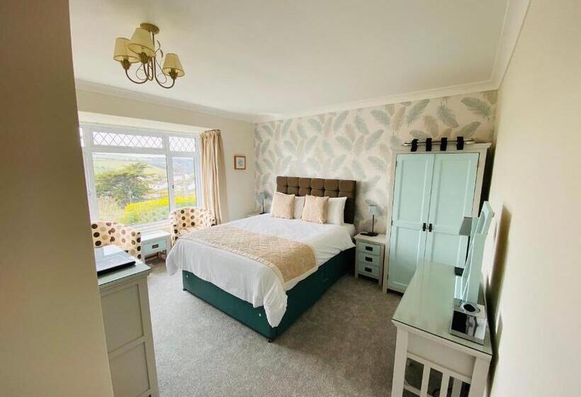 Номер Superior, Tremarne