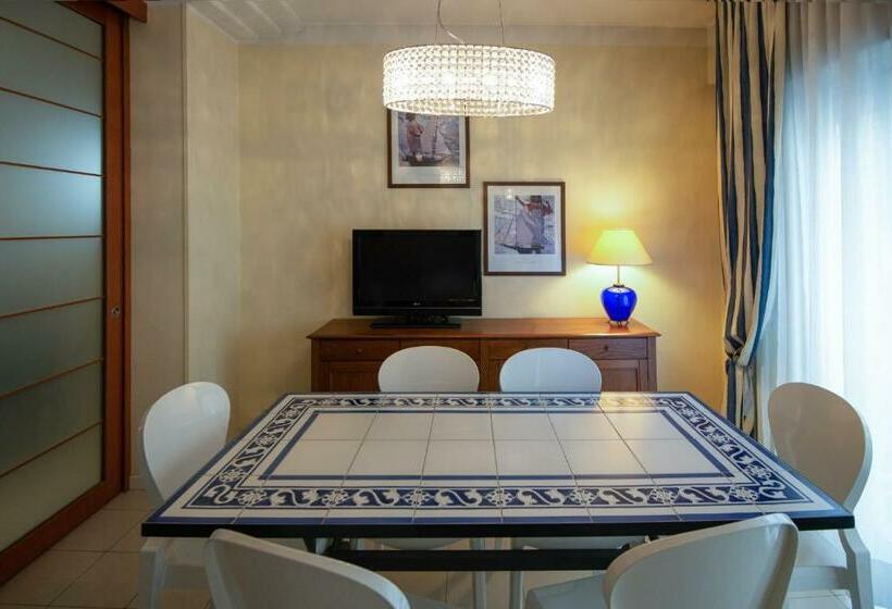 Апартаменты Комфорт 1 Спальня, Residence Lungomare   Charming Apartments