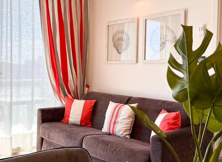 Апартаменты Ejecutiva 2 Спальни, Residence Lungomare   Charming Apartments
