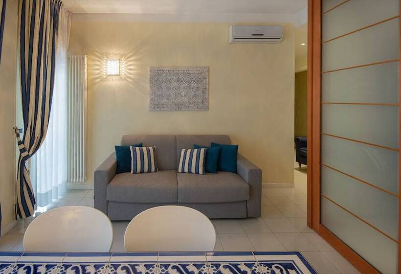 Апартаменты Комфорт 1 Спальня, Residence Lungomare   Charming Apartments