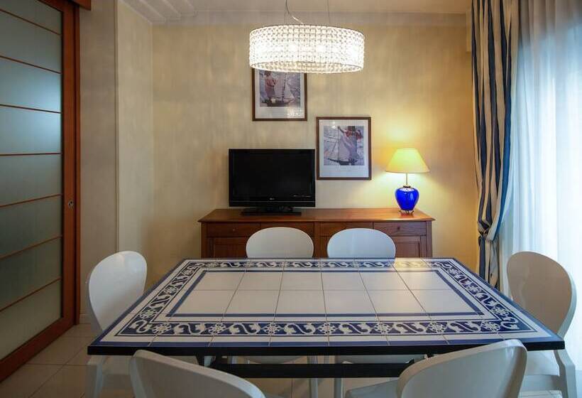 Апартаменты Комфорт 1 Спальня, Residence Lungomare   Charming Apartments
