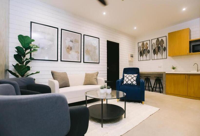 スーペリアールーム, 10 Oxford Residences