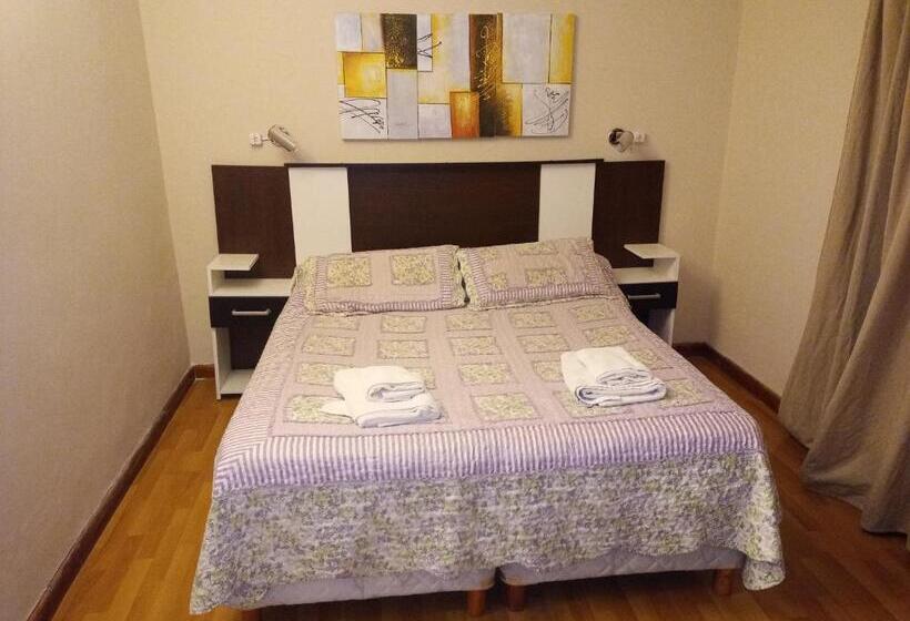 3-Bett-Standardzimmer, Alejandro