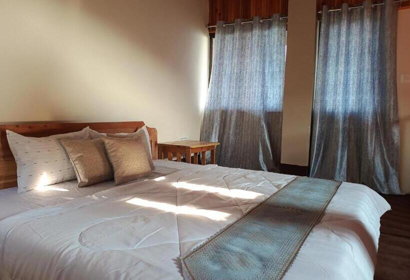 マウンテンビュースタンダードルーム, Serendipity By The Mountains