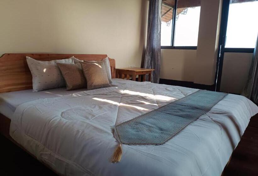 マウンテンビュースイート, Serendipity By The Mountains