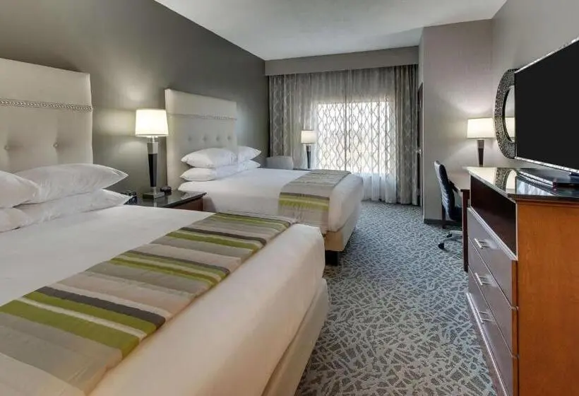 クイーンベッドのデラックスルーム, Drury Plaza Hotel Cincinnati Florence