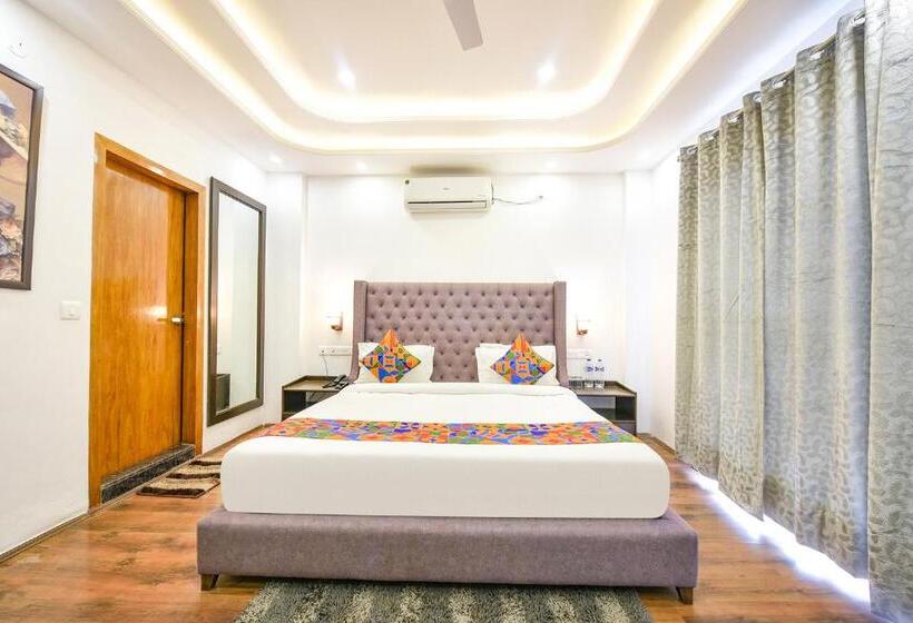 Номер Deluxe, Fabhotel The Weekend Vibes