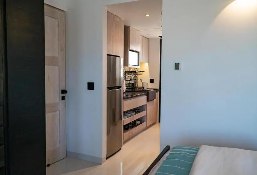 اتاق لوکس, Flamboyan Hotel & Residences