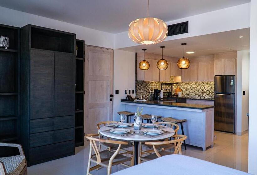 스탠다드 룸, Flamboyan Hotel & Residences