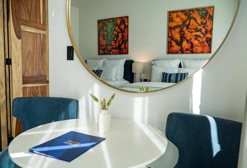 スーペリアールーム, Flamboyan Hotel & Residences