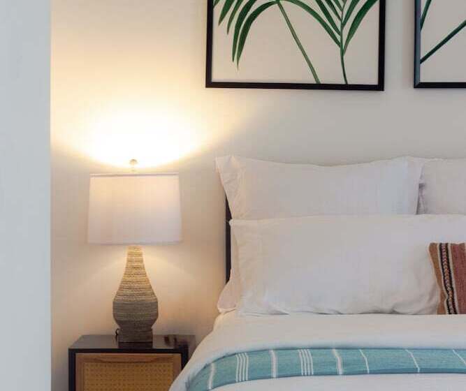 デラックスルーム, Flamboyan Hotel & Residences