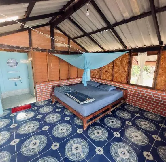 Standard-bungalow, Full Moon Bungalow Resort Koh Chang Ranong