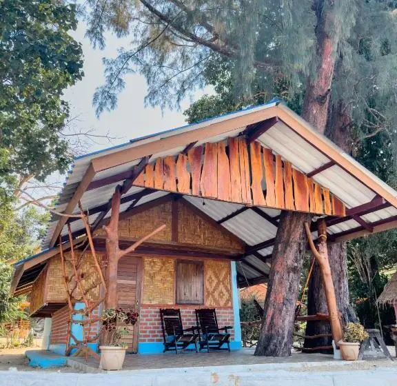 Standard-bungalow, Full Moon Bungalow Resort Koh Chang Ranong