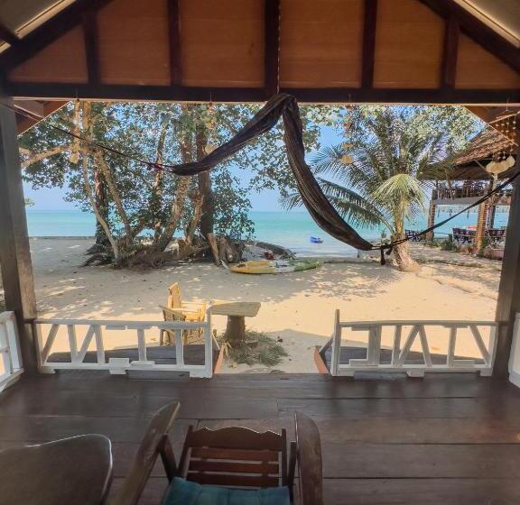 Бунгало Стандарт, Full Moon Bungalow Resort Koh Chang Ranong