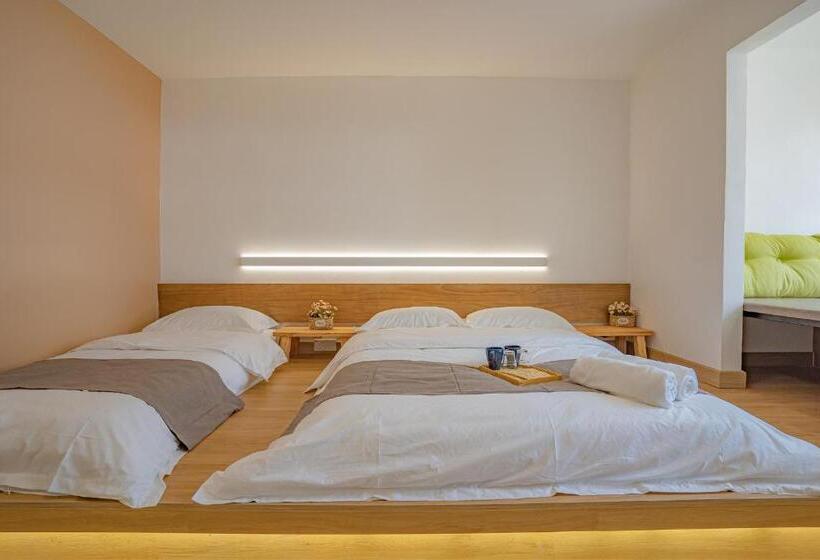 חדר דלוקס לשלושה, Bidong View Resort